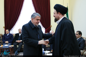 حاشیه تجدید میثاق رئیس جمهور و هیئت دولت با آرمان های امام خمینی(س) 