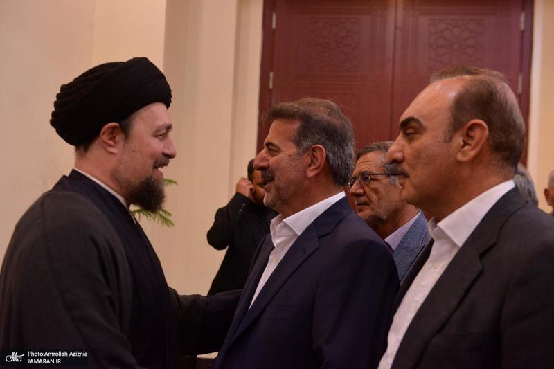 حاشیه های تجدید میثاق نمایندگان مجلس دوازدهم با آرمان های امام خمینی (س)