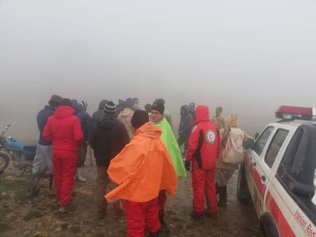 نیروهای هلال احمر فرد مفقود در کوه‌های بینالود را یافتند