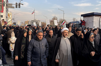 حضور رئیس موسسه تنظیم و نشر امام خمینی در اجتماع بزرگ مردم تهران