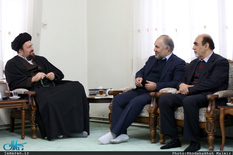 دیدار اعضای بانک قرض الحسنه رسالت با سید حسن خمینی 