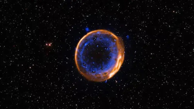 لحظه بی‌سابقه مرگ دومرحله‌ای یک ستاره + عکس