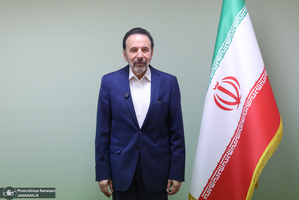 بازدید محمود واعظی از موسسه مطبوعاتی جماران
