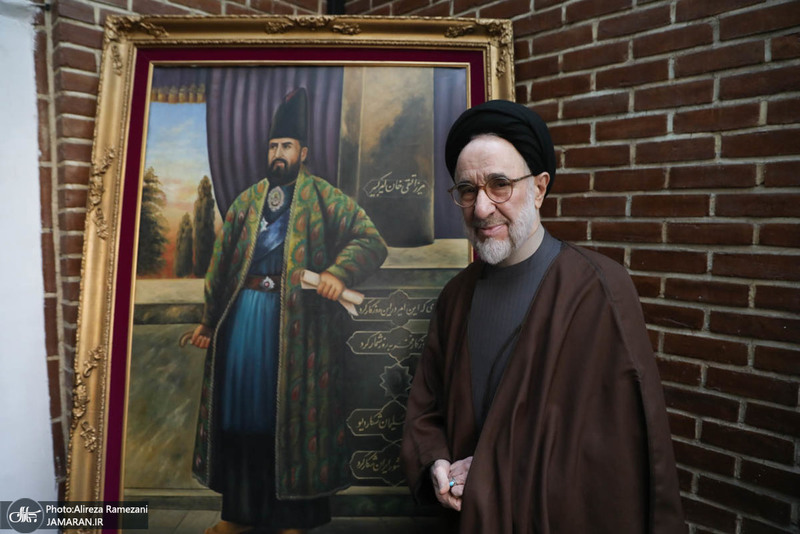 بازدید سید محمد خاتمی از موزه دکتر حسن حبیبی