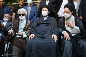 مراسم تشییع پیکر حجت الاسلام و المسلمین سید محمود دعایی از موسسه اطلاعات