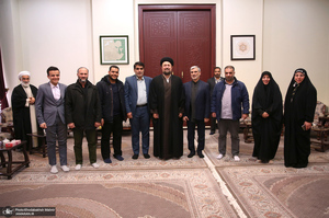 دیدار اعضای هیئت امنای هیئت رزمندگان اسلام مدافع حرم با سید حسن خمینی