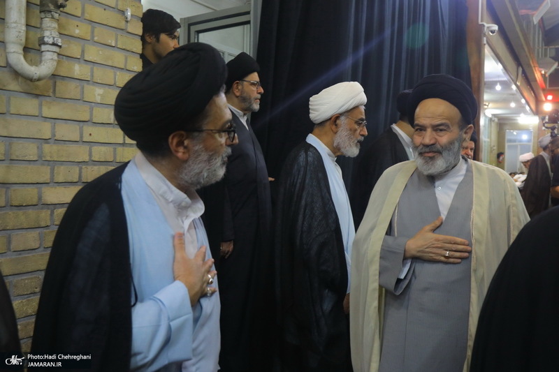 مراسم چهلمین روز تدفین رهبر شهید در دفتر آیت الله العظمی سیستانی در قم