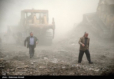 عملیات بازگشایی جاده بفراجرد- میانرودان آغاز شد