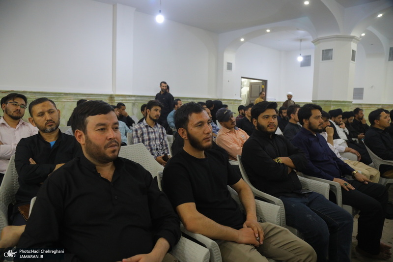 نشست «قرآن و عترت، محور اتحاد مسلمانان در اندیشه امام خمینی(س)» به زبان اردو