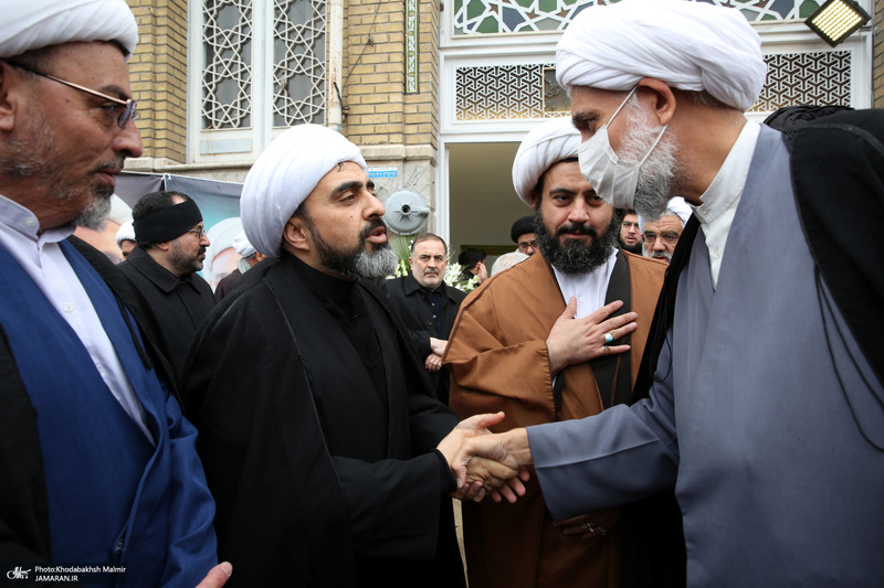 مراسم شییع و نماز