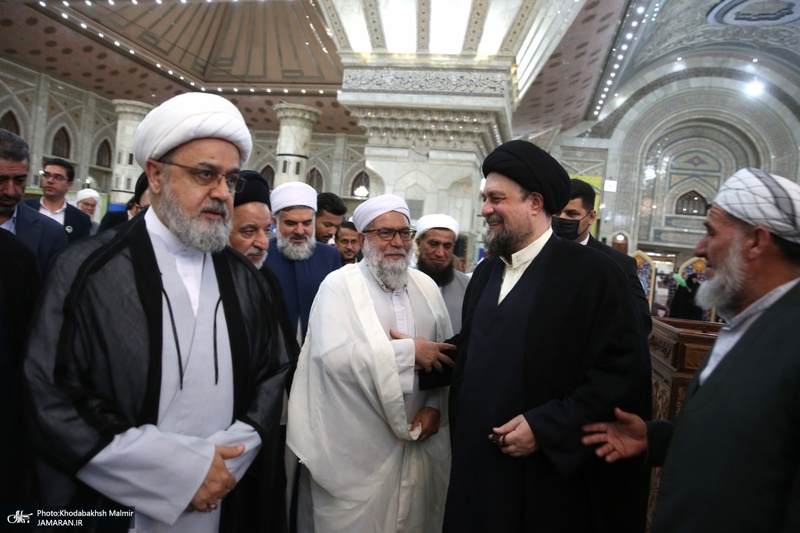 ادای احترام مهمانان خارجی کنفرانس وحدت اسلامی به مقام شامخ حضرت امام خمینی (س)