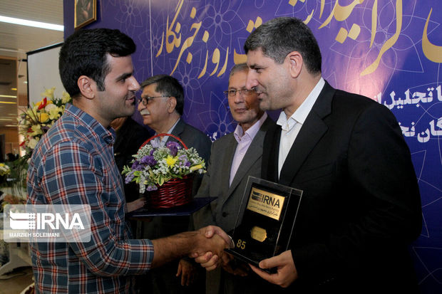 خبرنگاران ایرنا خوزستان عناوین جشنواره کشوری را کسب کردند