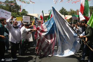 تظاهرات جمعه های خشم و نصر