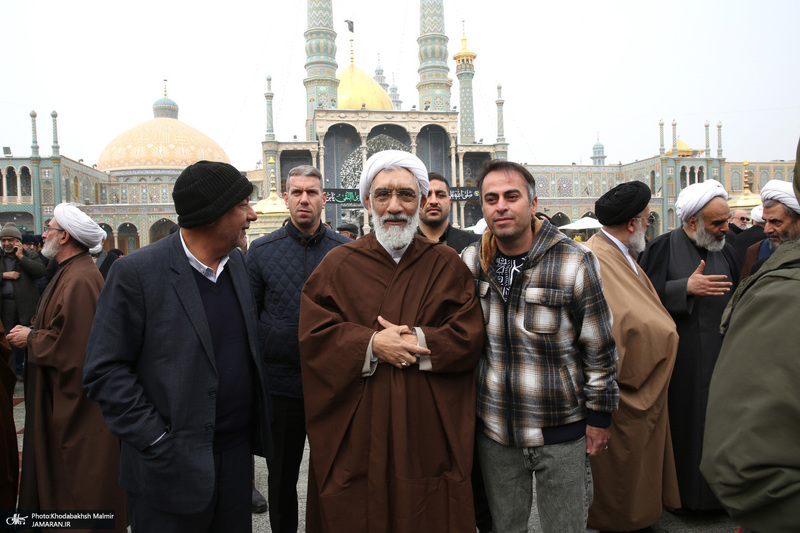 مراسم شییع و نماز