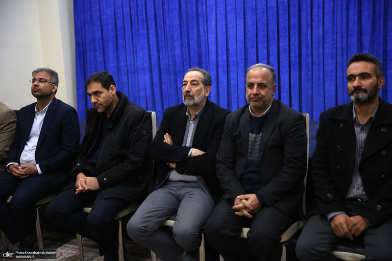 دیدار ئیس بنیاد شهید و جمعی از معانین با سید حسن خمینی