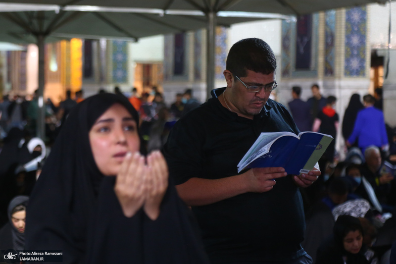 مراسم احیای شب بیست و یکم ماه رمضان در حرم مطهر امام رضا (ع)