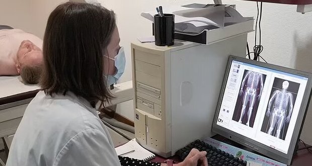 این افراد از خوابیدن پول درمی‌آورند!
