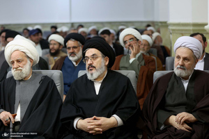 نشست نقد و بررسی کتاب نسی و کبیسه به همراه رونمایی از کتاب فقه و نجوم