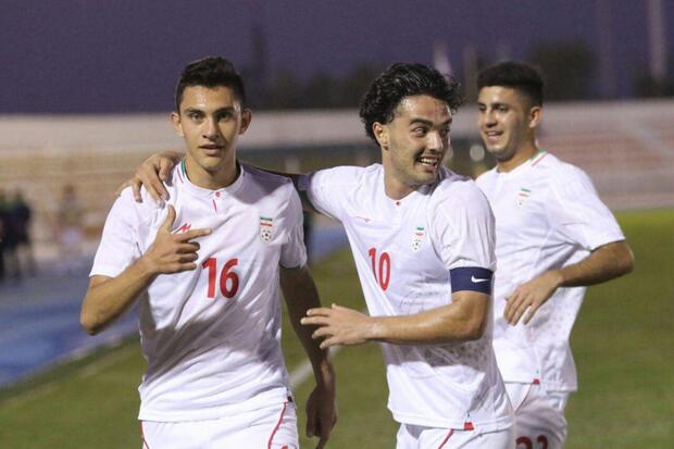 تمجید AFC از امید نورافکن
