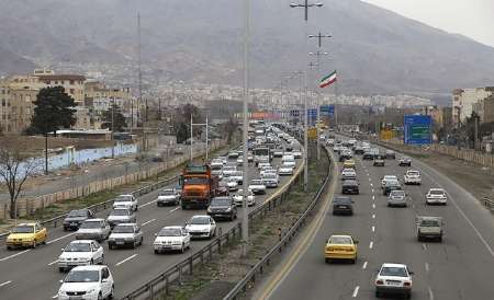 867 هزار خودرو در محورهای استان قزوین تردد کردند