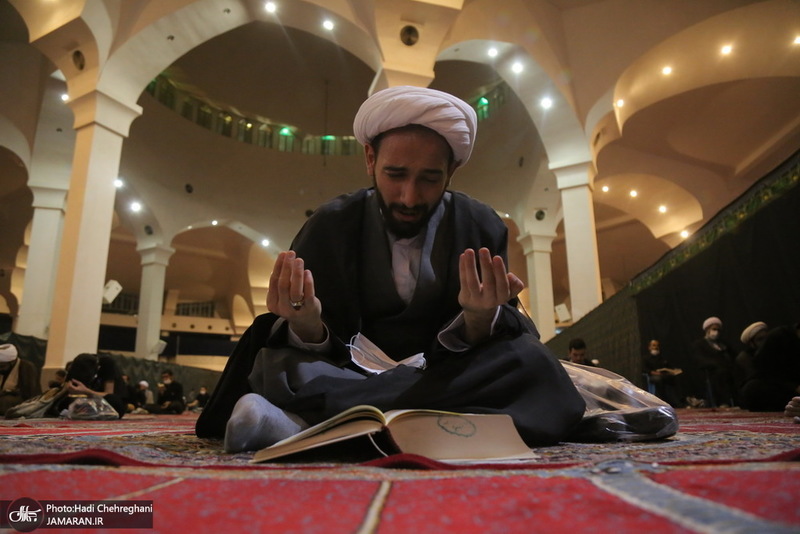 مراسم احیا شب بیست و سوم ماه مباررک رمضان در مصلای قدس قم