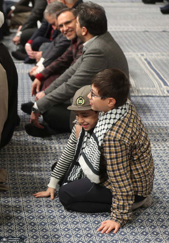 دیدار مسئولان نظام و سفرای کشورهای اسلامی با رهبر معظم انقلاب