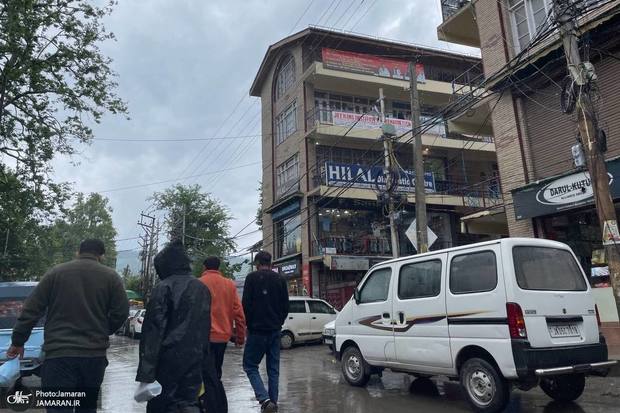 زندگی عادی در میان ترس از تنش پس از حمله پاکستان به چندین نقطه از مناطق مرزی جامو و کشمیر