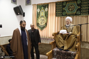 عمامه گذاری طلاب توسط مراجع عظام تقلید در روز میلاد امام علی (ع)‎