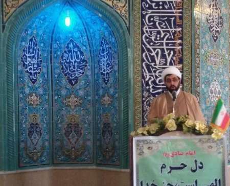 امام جمعه موقت هریس: مسئولان در جهت تحقق پیام نوروزی رهبر معظم گام بردارند