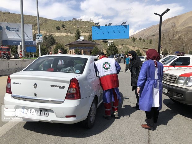 ایستگاه های  غربالگری کرونا در مبادی ورودی سیرجان فعال است