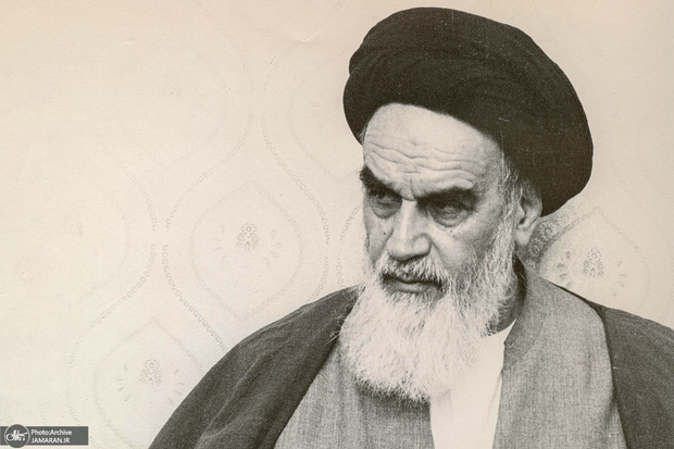 هشدار امام خمینی درباره مسئله گزینش: آبروی مردم را حفظ کنید