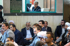 اجتماع دانشگاهیان در حسینیه جماران