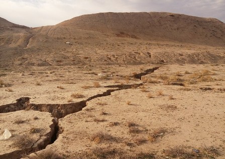 فرو نشست 56 سانتیمتری دشت شهرکرد