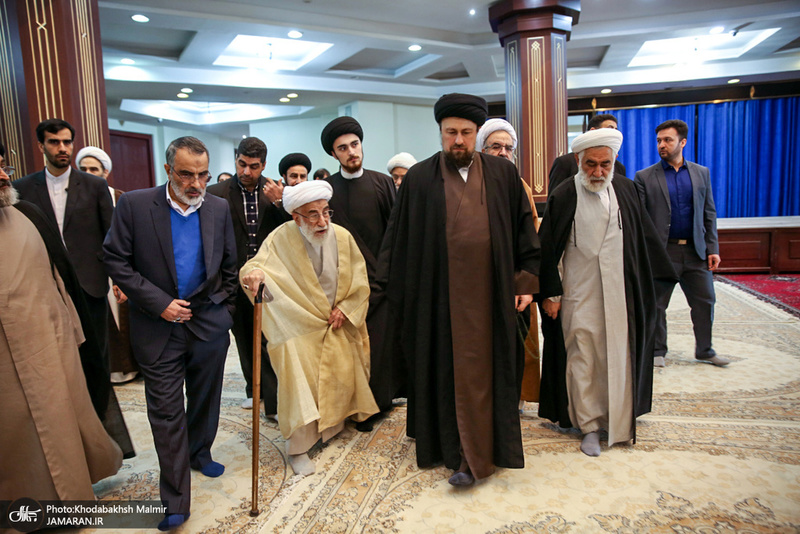 حاشیه های تجدید میثاق رئیس و اعضای مجلس خبرگان رهبری با آرمان های امام خمینی(س)