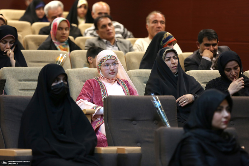 جشن میلاد امام رضا (ع) در حرم امام خمینی (س)