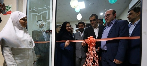 افتتاح پروژه های بخش سلامت در آبادان و خرمشهر با حضور وزیر بهداشت و استاندار خوزستان