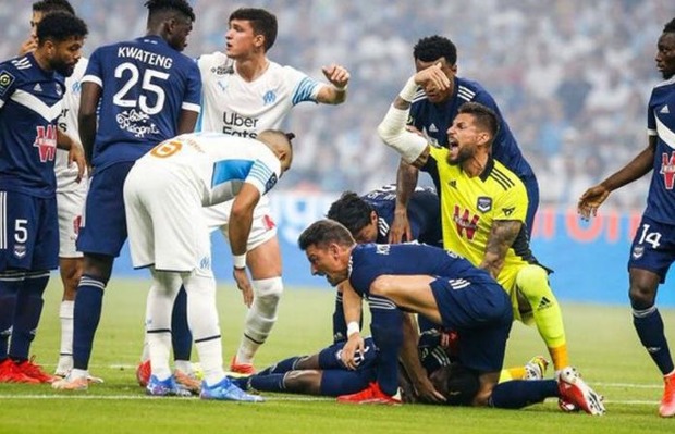سانحه دردناک اریکسن تکرار شد ؛ این‌بار در لیگ فرانسه+ تصاویر
