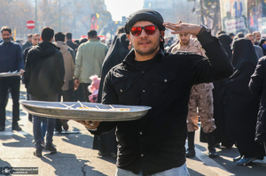 تشییع پیکرهای 110 شهید گمنام دفاع مقدس در تهران - 2