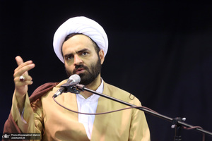 هم اندیشی معاونین پرورشی آم.زشی و پرورش و موسسه تنظیم و نشر آثار امام خمینی در حسینیه جماران