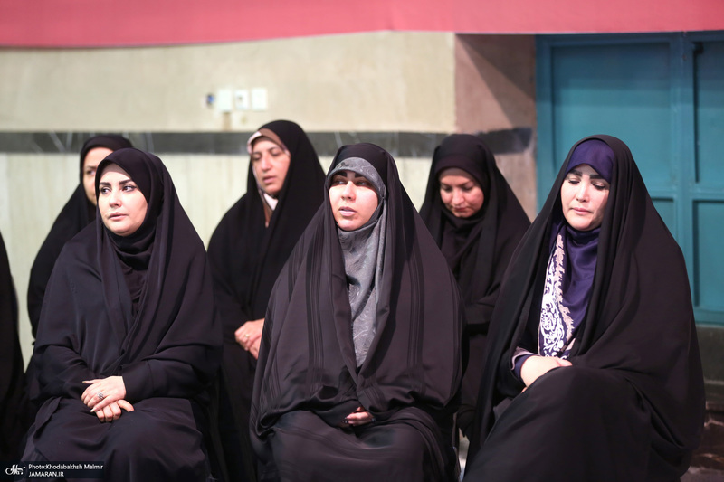 رونمایی از پرده نقالی خوانی (امام مردم) در حسینیه جماران