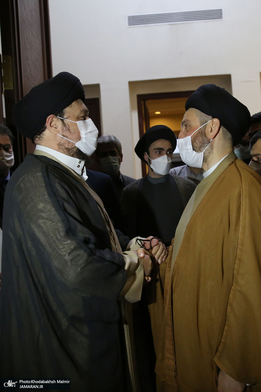 ادای احترام سید عمار حکیم نسبت به حضرت امام خمینی (س)