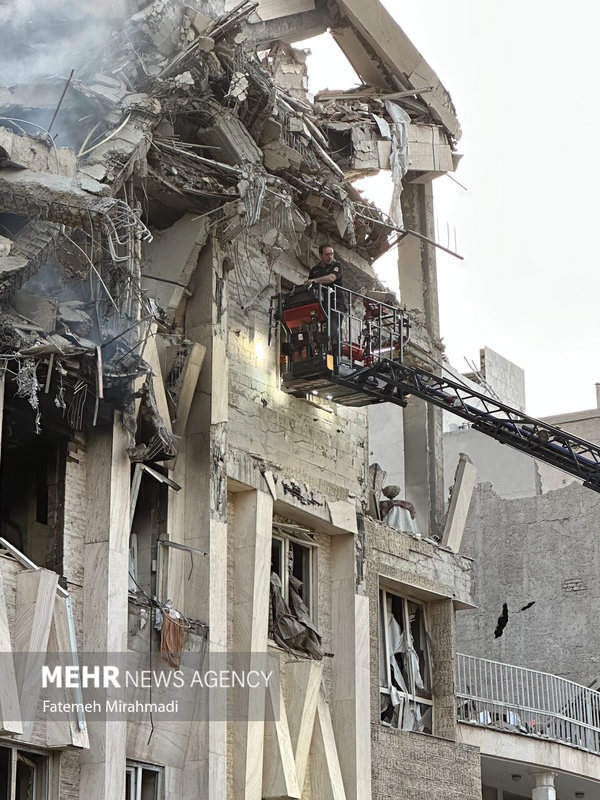 حمله رژیم صهیونیستی به مناطق مسکونی تهران + تصاویر
