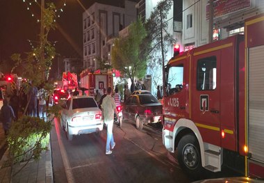 یک درمانگاه در تهران سوخت/ فوت 3 نفر در حریق مرکز درمانی در مشیریه تهران + عکس ها
