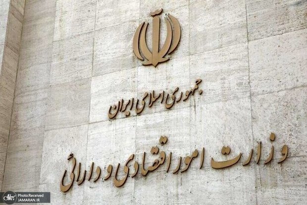 معاون ارتباطات دفتر رییس جمهور خبر داد: گزینه وزارت اقتصاد قطعی شده / طیب نیا وزارت اقتصاد را نپذیرفت