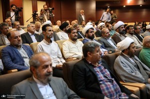 دیدار رئیس و کارکنان سازمان اوقاف و امور خیریه با سید حسن خمینی