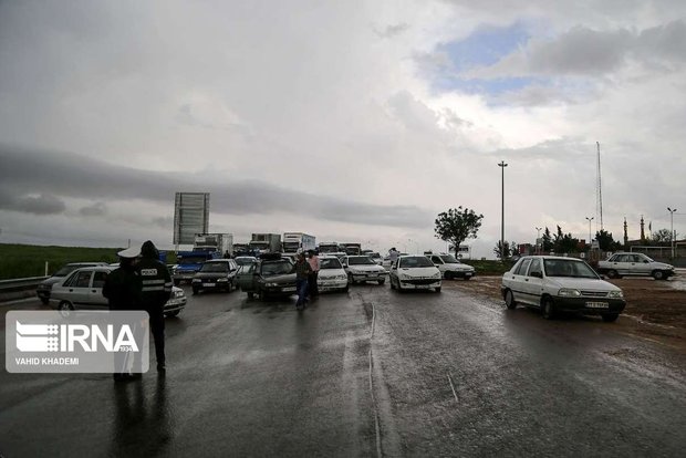 بارش باران و مه‌گرفتگی محورهای کردستان را فرا می‌گیرد