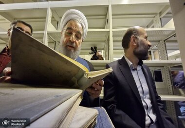 حسن روحانی کتاب خاطراتش را منتشر می کند + عکس