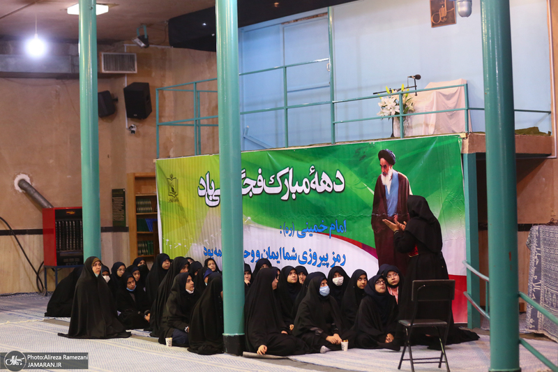 بازدید اقشار مختلف مردم از بیت امام خمینی (س) در جماران-5