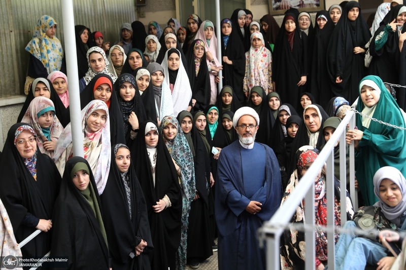 بازدید جمعی از اعضای باشگاه منتظران بنیاد حضرت مهدی موعود (عج) از جماران