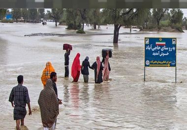 بقاع متبرکه زنجان آماده جمع‌آوری کمک برای سیل‌زدگان